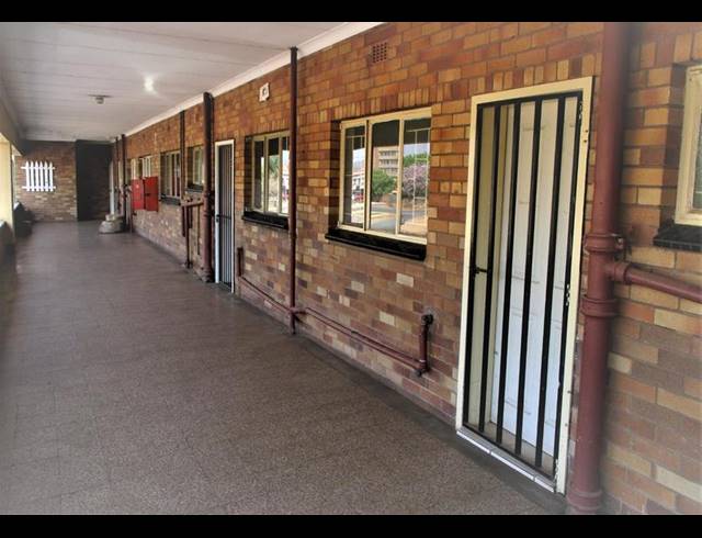 2 BEDROOM PROPERTY TO RENT IN MEYERSPARK